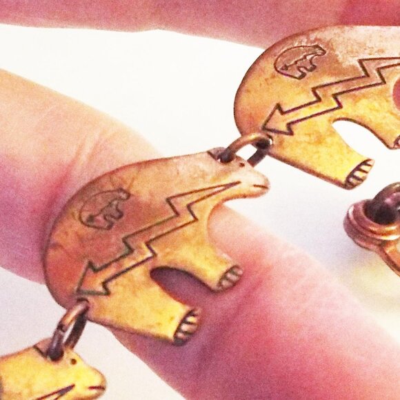 50'S HOPI NATIVE AMERICAN COPPER ETCHED SPIRIT BEAR W/ HEARTLINE LINK BRACELET G - Picture 2 of 5